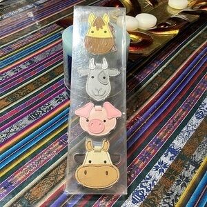 Bella Bug 4 mini luggage animal tags colors pink, brown, yellow gray 3 x 3 in